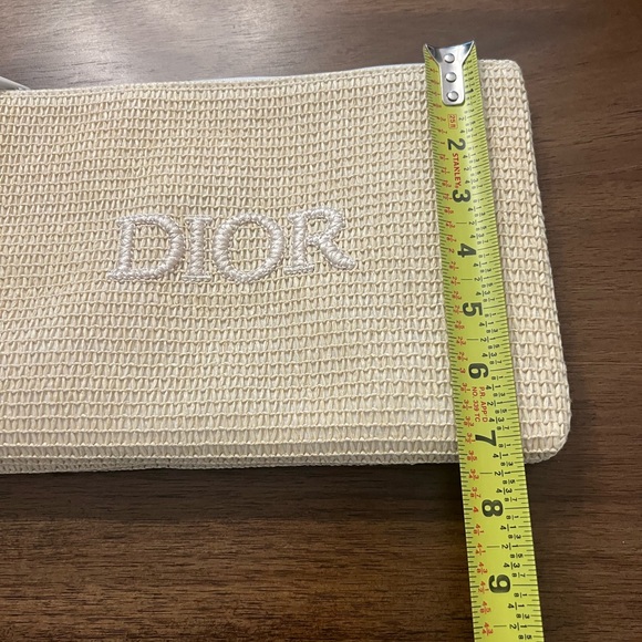Dior makeup bag - Picture 9 of 9